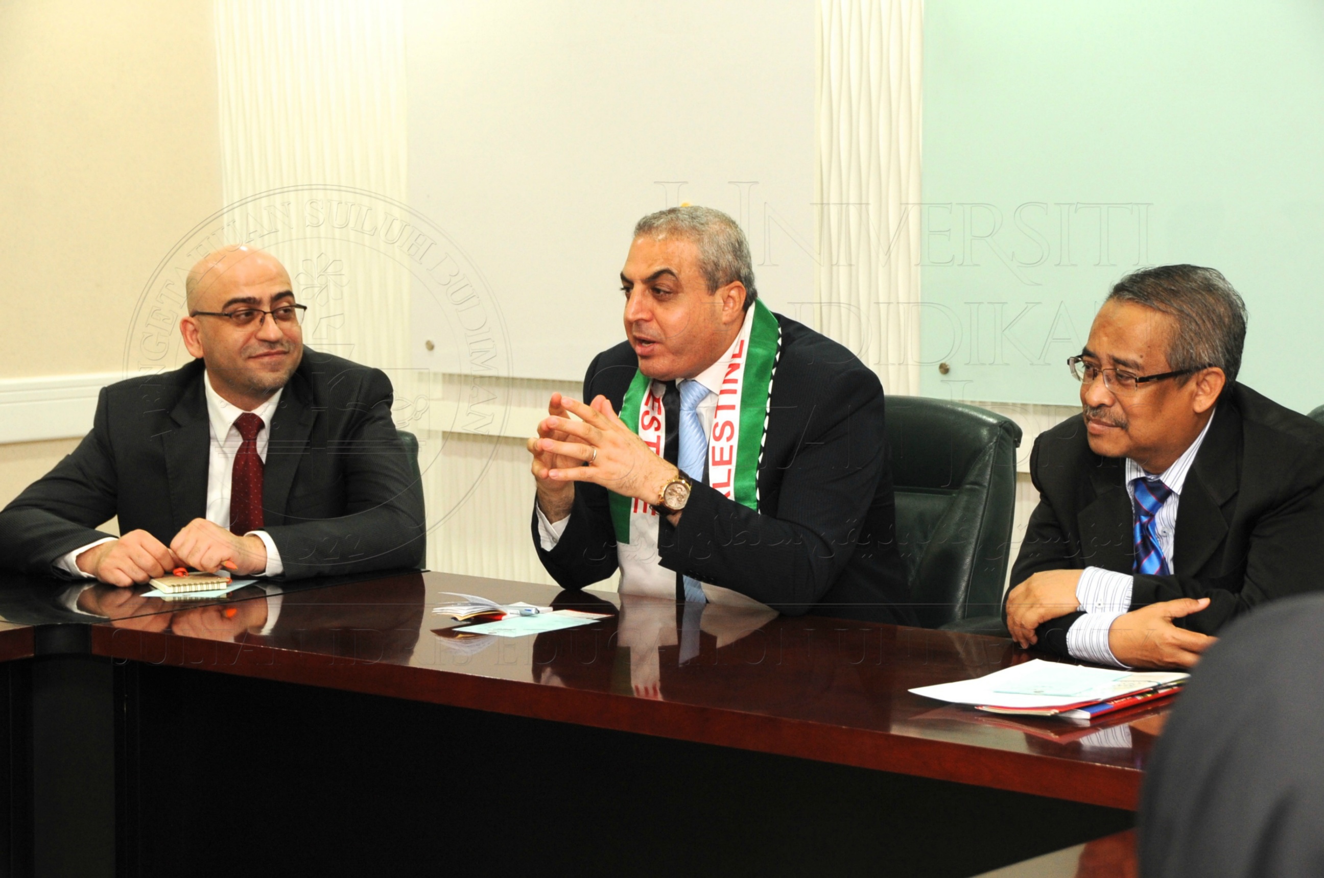 PRO 16 3 PALESTINEHAS 7673